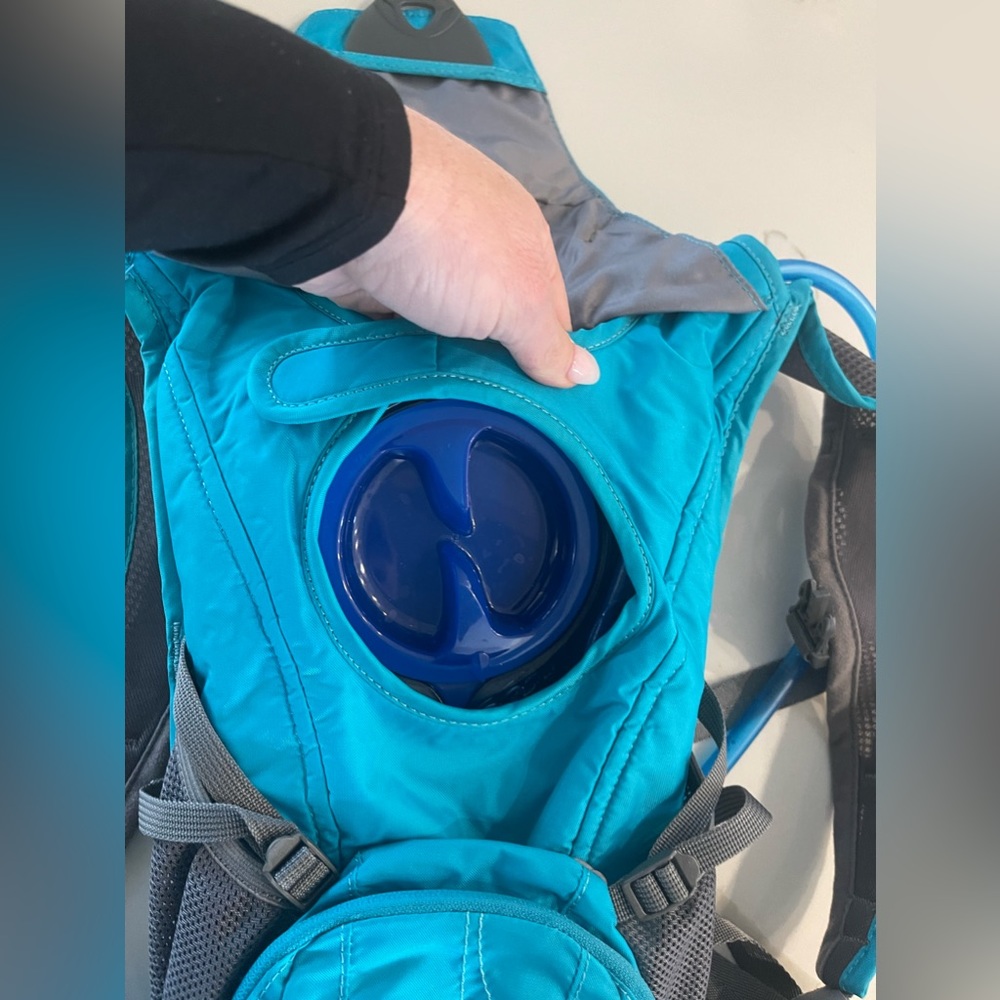 Camelbak backpack - Picture 2 of 3